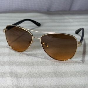 COACH Aviator Sunglasses 🕶️